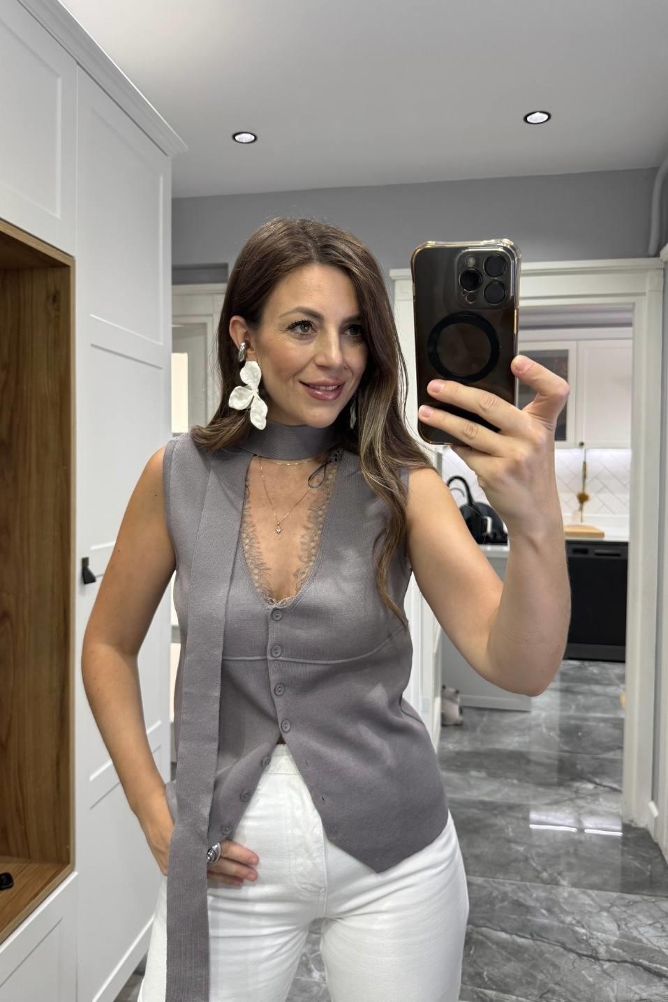Lunara Dantel Detaylı Triko Yelek Vizon