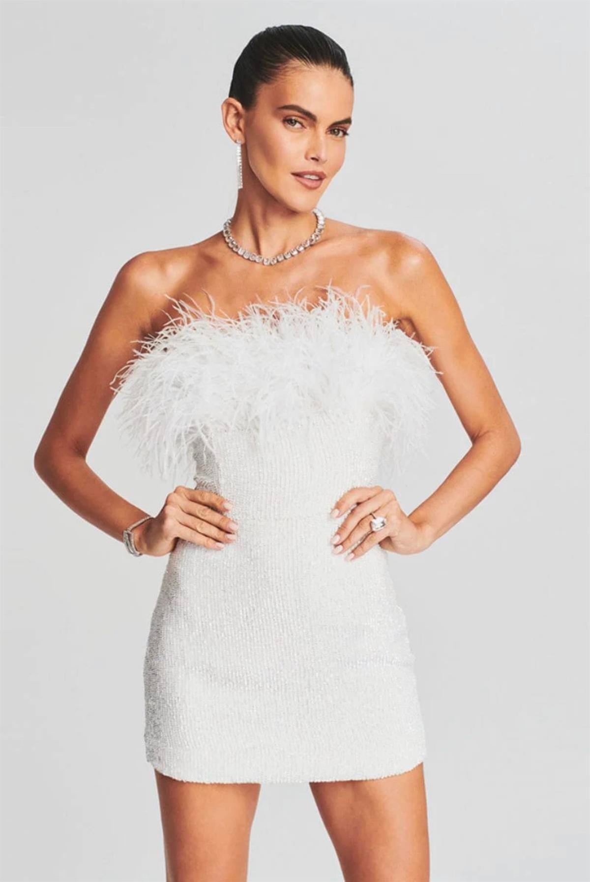 Otrişli Payetli Beyaz Mini Elbise