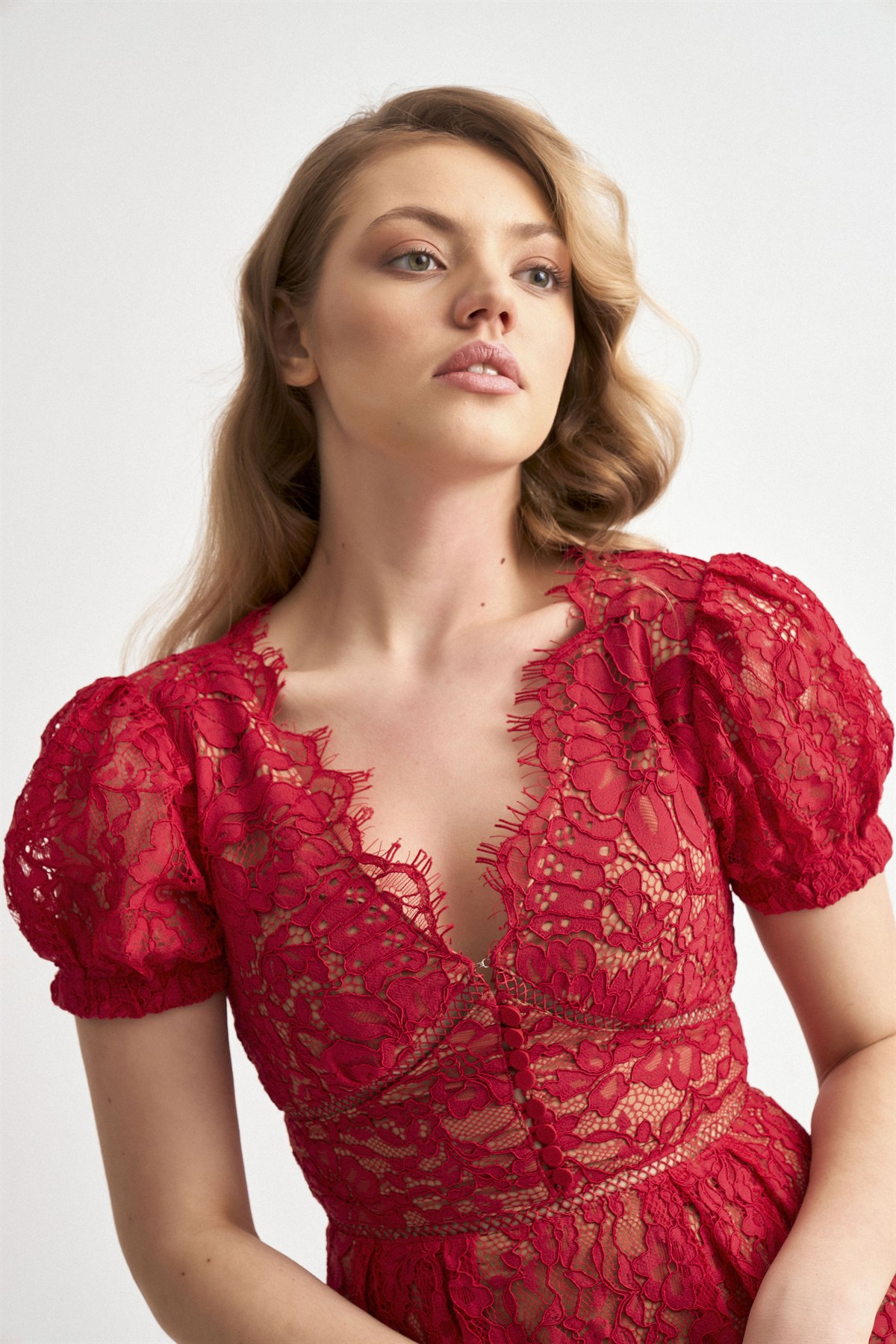 Kırmızı V Yaka Dantel Tasarım Elbise - Deep Atelier
