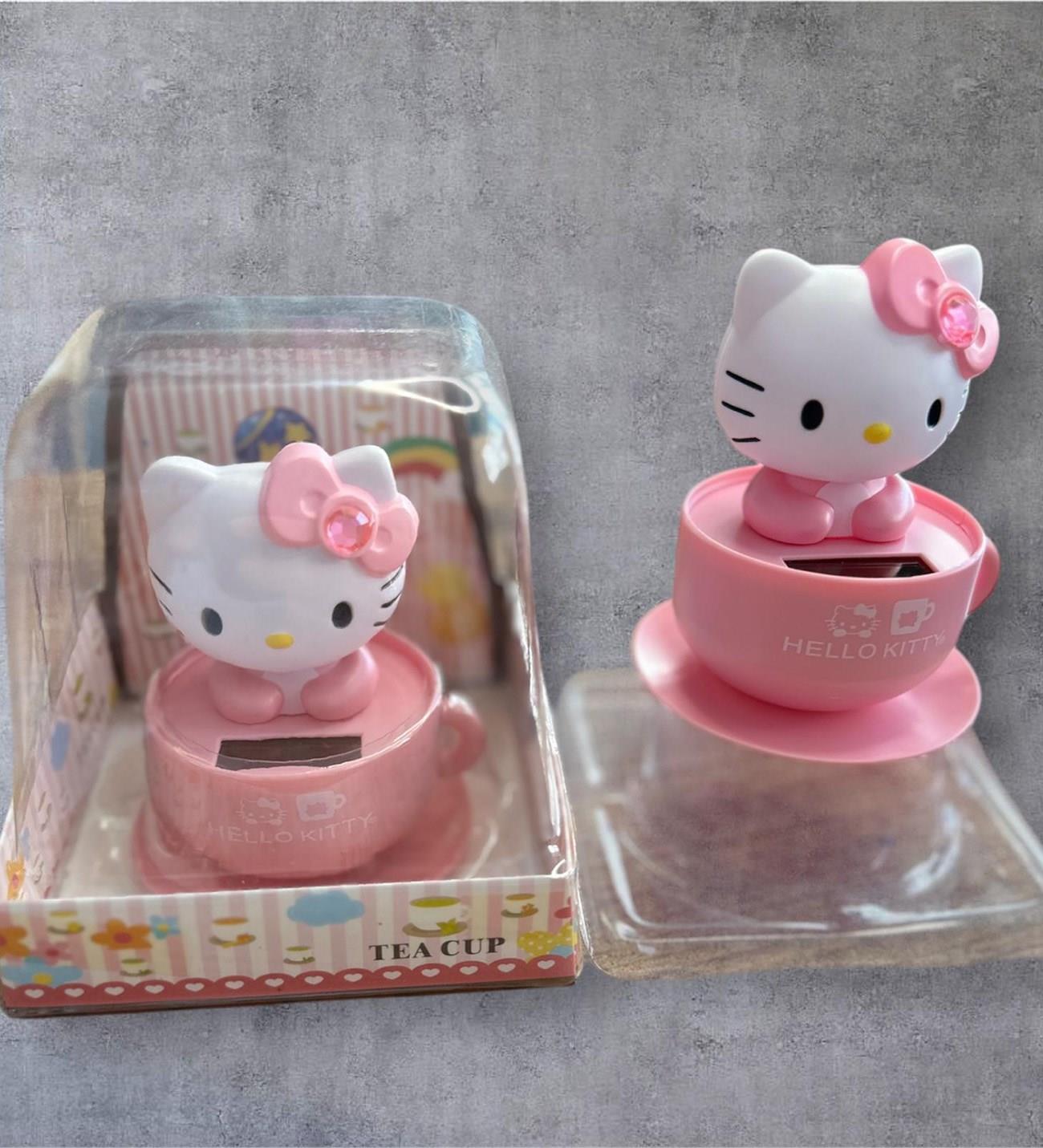 Güneş Enerjili Sürekli Hareket Eden Kafa Sallayan Hello Kitty