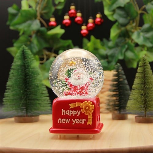 Işıklı ve Müzikli Noel Babalı Yılbaşı Kar Küresi