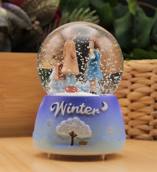 Winter Işıklı ve Müzikli Kar Küresi Büyük Boy