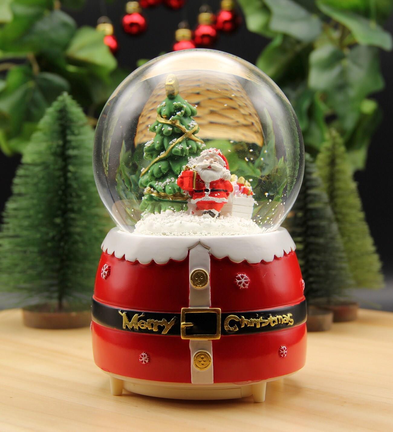 Yılbaşı Noel Kar Küresi Christmas Işıklı, Müzikli ve Kar Motorlu Mega Boy Kar Küresi Kemerli PREMİUM