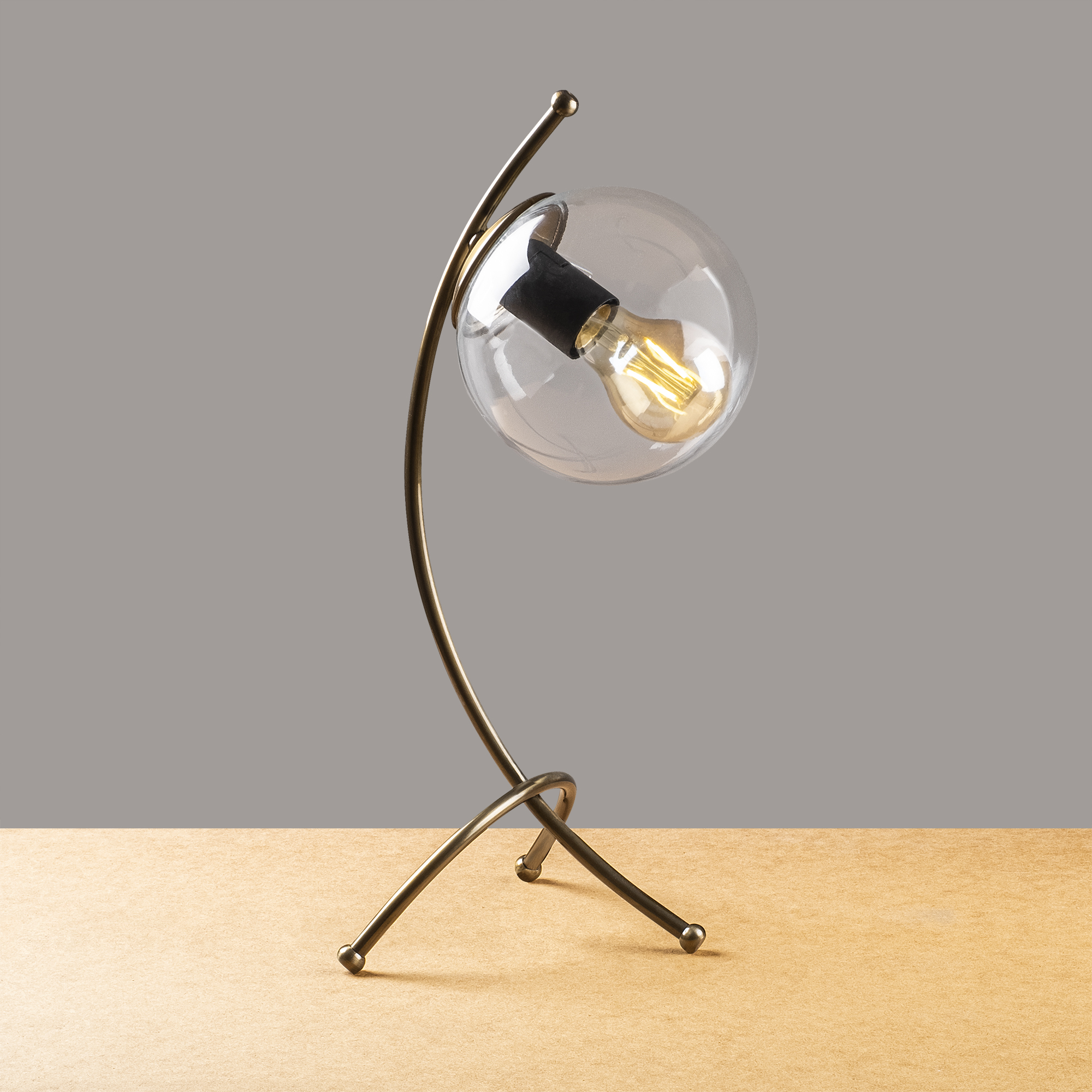Camlı Tekli Masa Lambası Eskitme Yaya-Num-5016