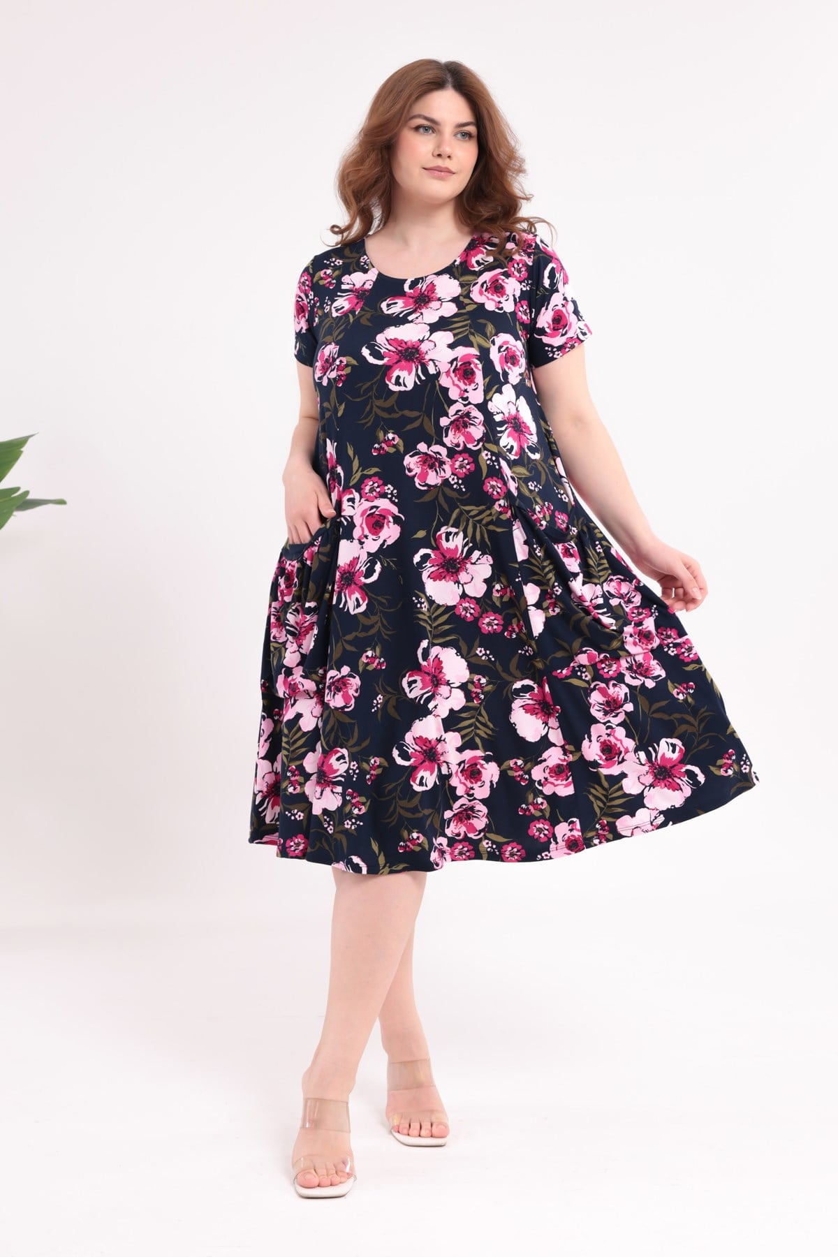 Kadın Lacivert Pembe Floral Desen Cepli Salaş 42-54 Uyumlu Standart Beden Esnek Elbise