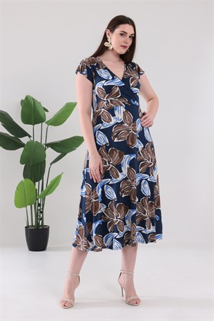 Kadın Lacivert Floral Desen Fırfır Kol Kruvaze Yaka Büyük Beden Esnek Maxi Elbise