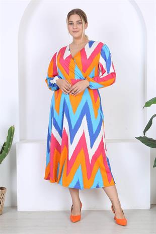 Kadın Renkli Zigzag Desen Kruvaze Yaka Balon Kol Maxi Boy Bürümcük Elbise