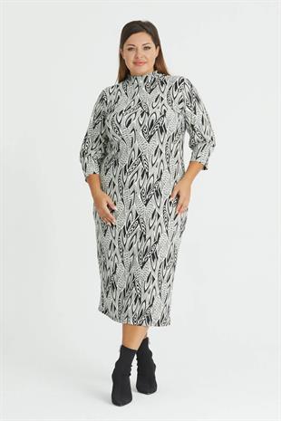 Kadın Siyah Beyaz Asimetrik Yaprak Desen Yarım Balıkçı Yaka Büyük Beden Yırtmaçlı Esnek Süet Elbise