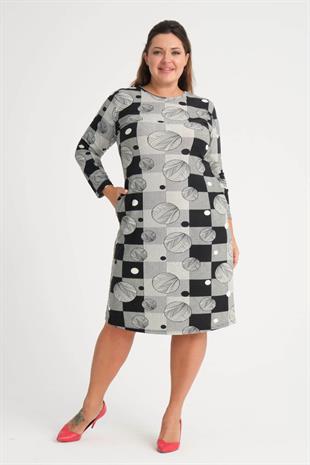 Kadın Siyah Beyaz Puantiyeli Ekose Desen Cep Detay Büyük Beden Esnek Süet Elbise