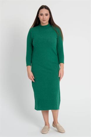 Kadın Yeşil Yarım Balıkçı Yaka Büyük Beden Yırtmaçlı Esnek Triko Elbise