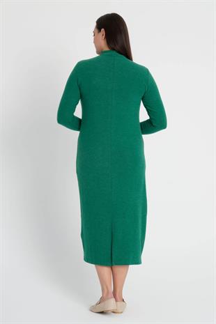 Kadın Yeşil Yarım Balıkçı Yaka Büyük Beden Yırtmaçlı Esnek Triko Elbise