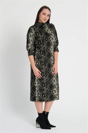 Kadın Yeşil Yılan Desen Yarım Balıkçı Yaka Büyük Beden Yırtmaçlı Esnek Süet Elbise