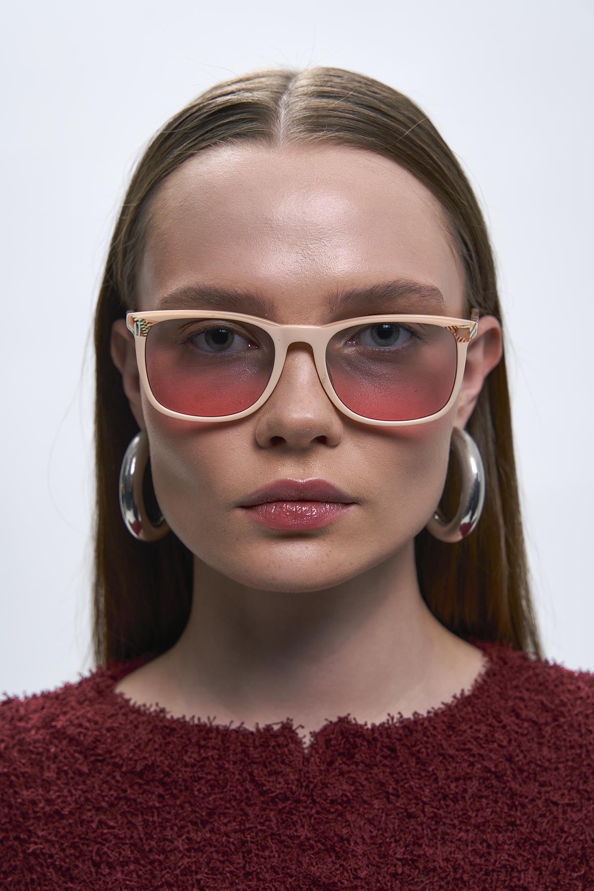 Doyle Beige Green Pink Güneş Gözlüğü