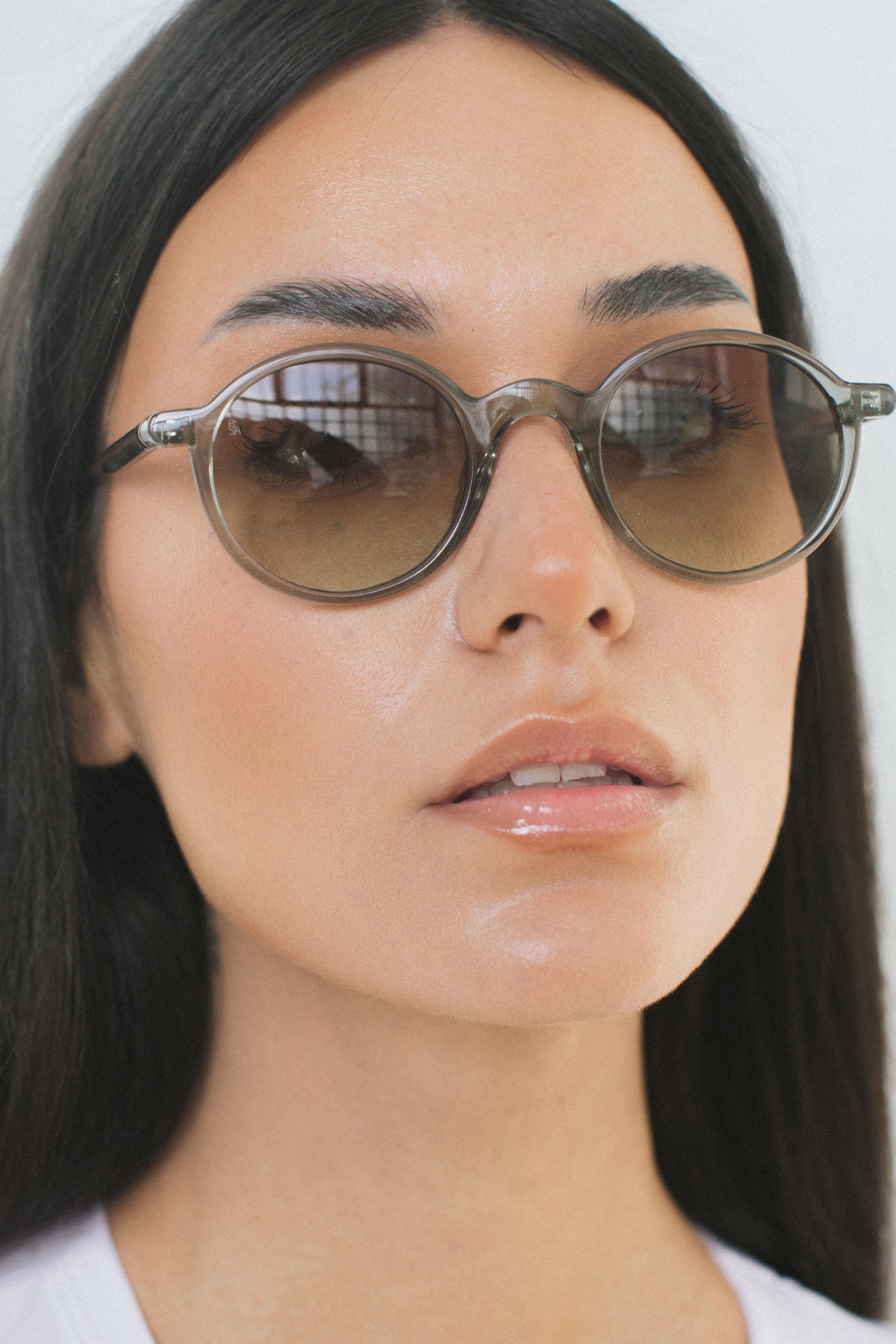 Hugo Grey Brown Green Güneş Gözlüğü