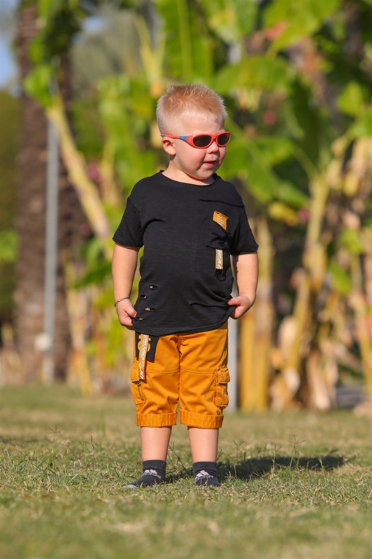 ERKEK BEBE KAPRİ HARDAL