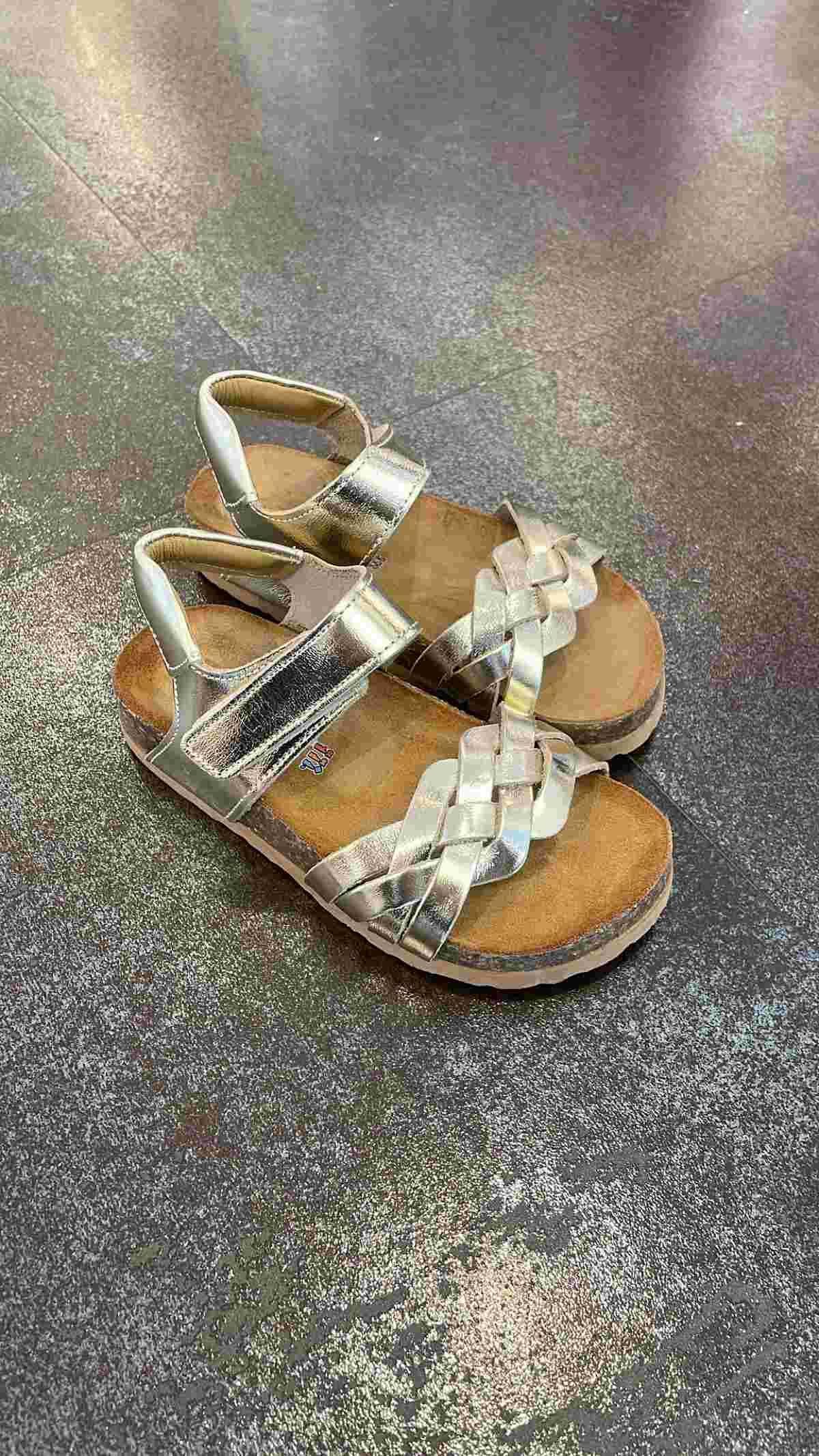 22-36 Numara Mantar Taban Deri Gold Sandalet