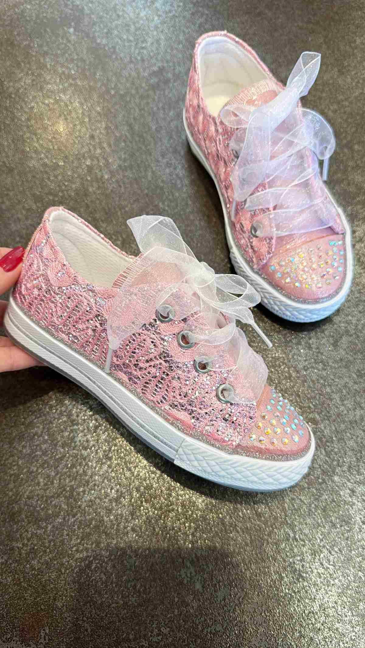 23-36 Numara Kız Çocuk Taşlı Dantelli Ayakkabı