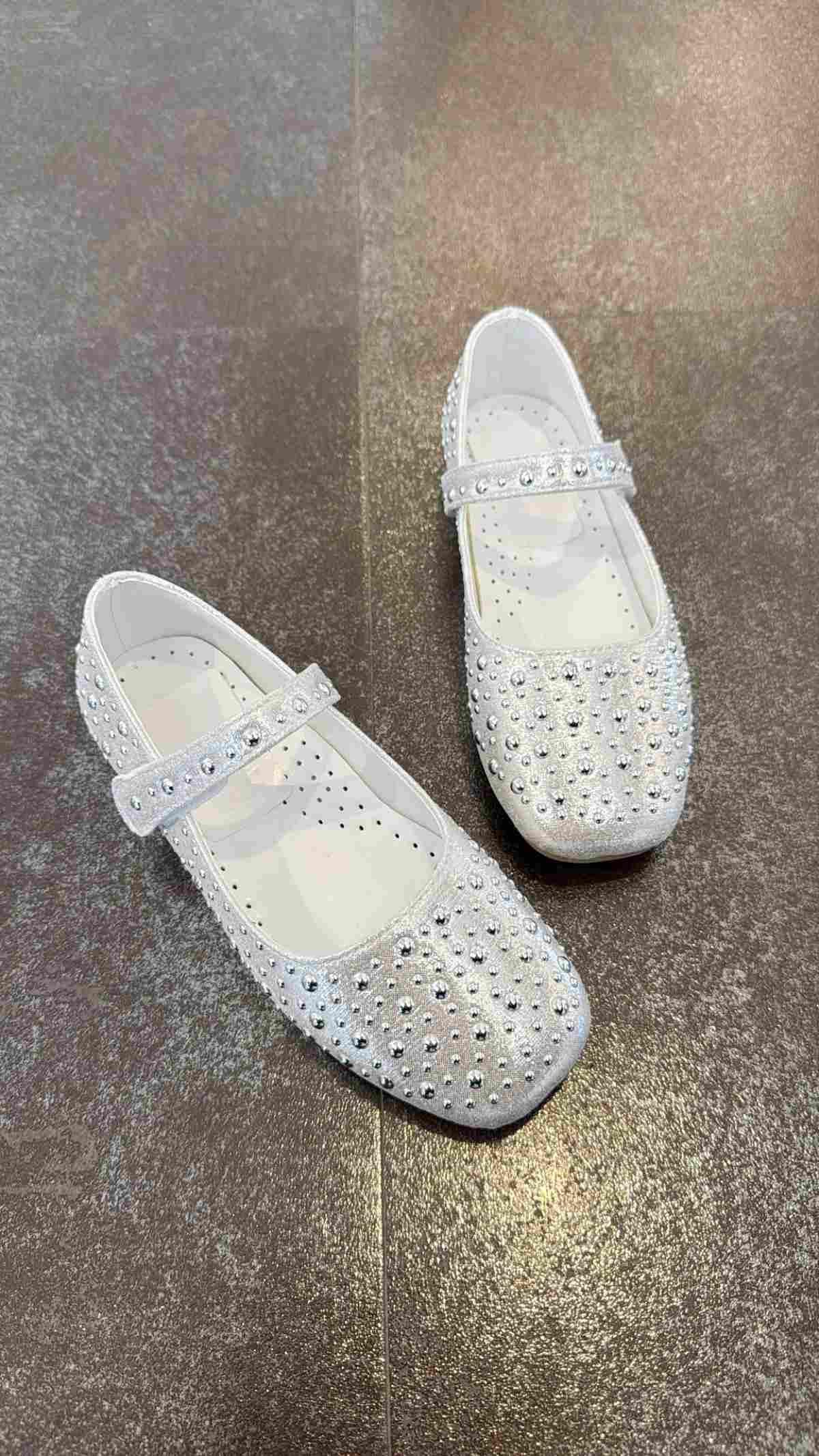 26-30 Numara Kız Çocuk Babet