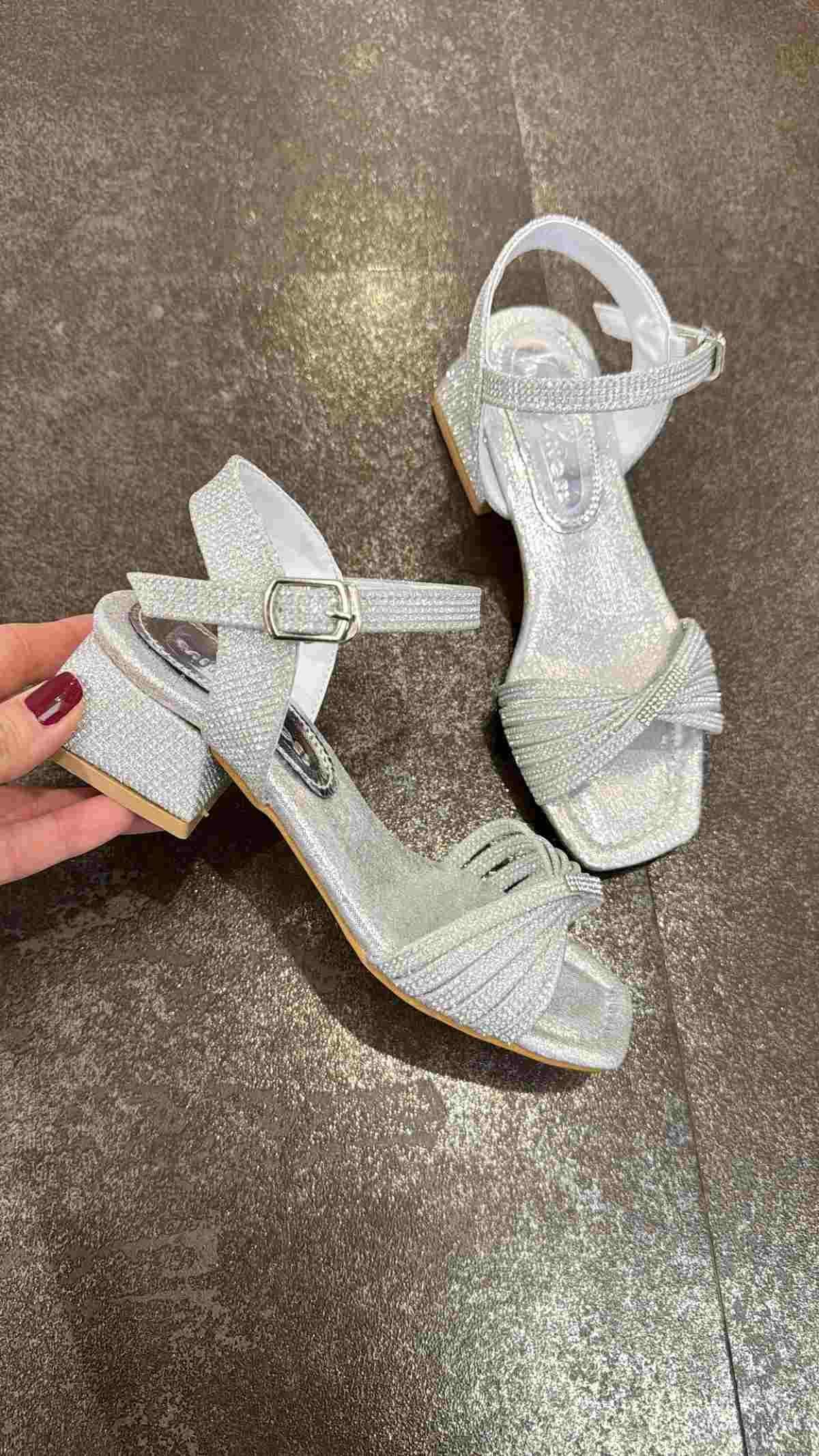 31-36 Numara Kız Çocuk Topuklu Ayakkabı