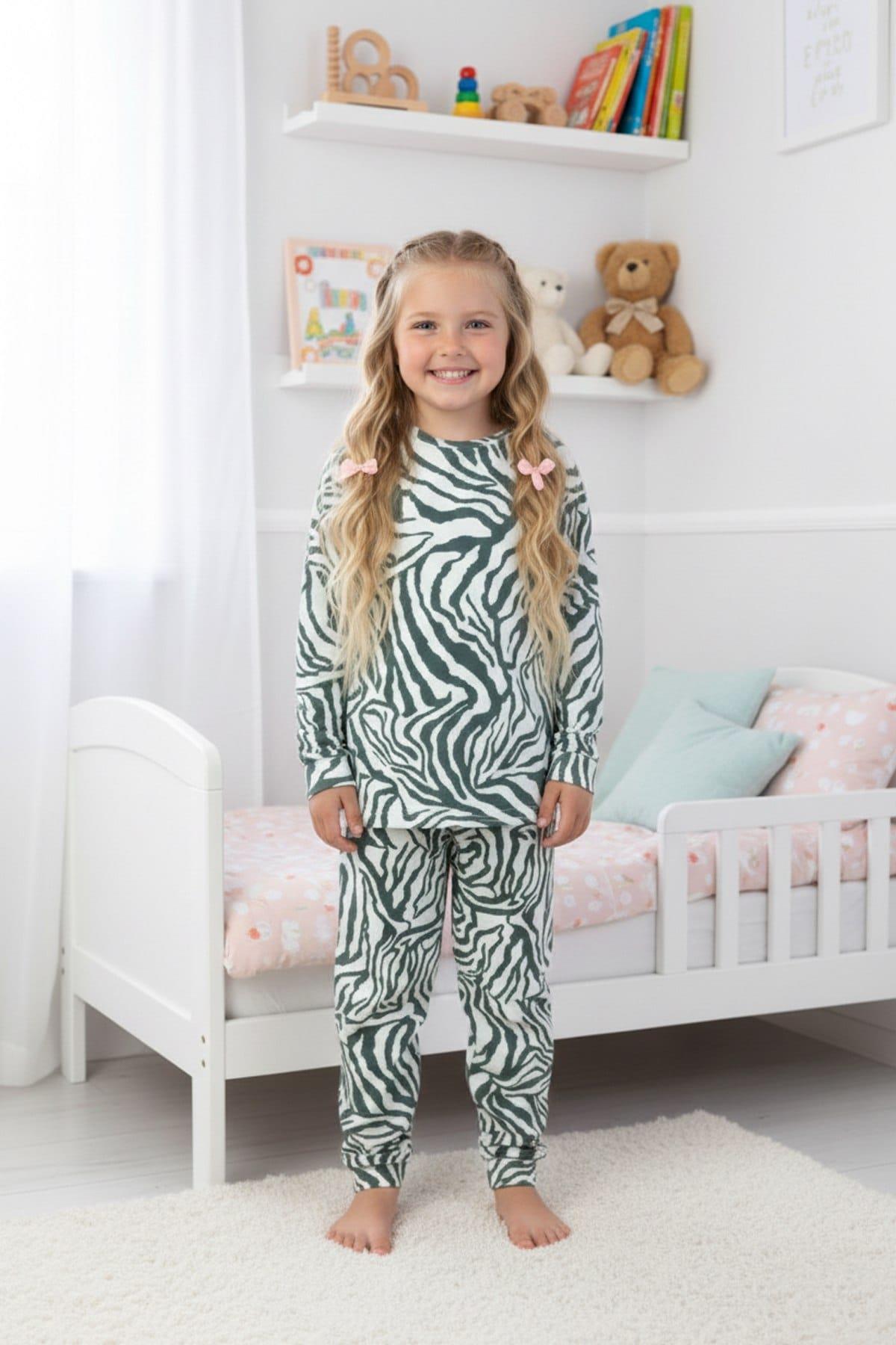 8-13 Yaş Kız Çocuk Desenli Pijama Takım
