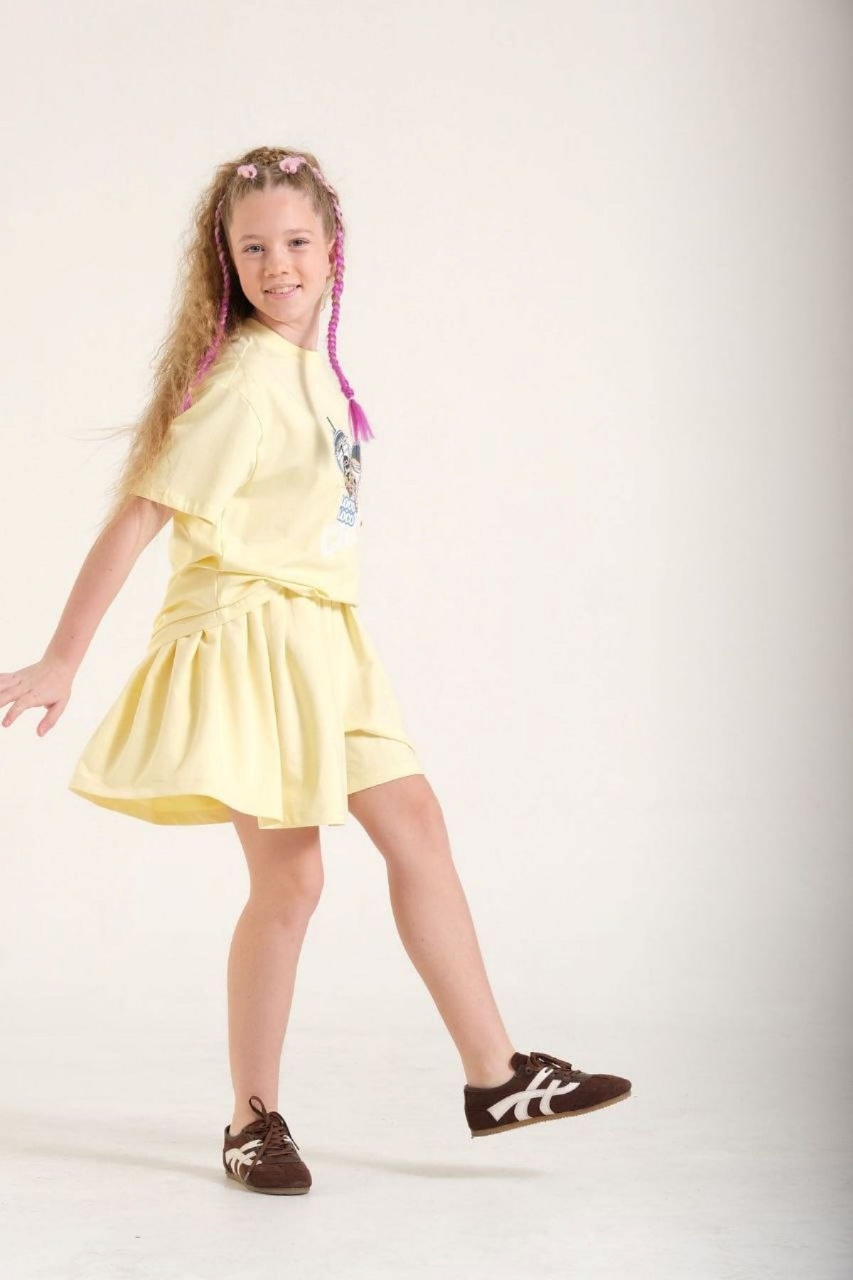 9-15 Yaş Kız Çocuk Pilili Şort