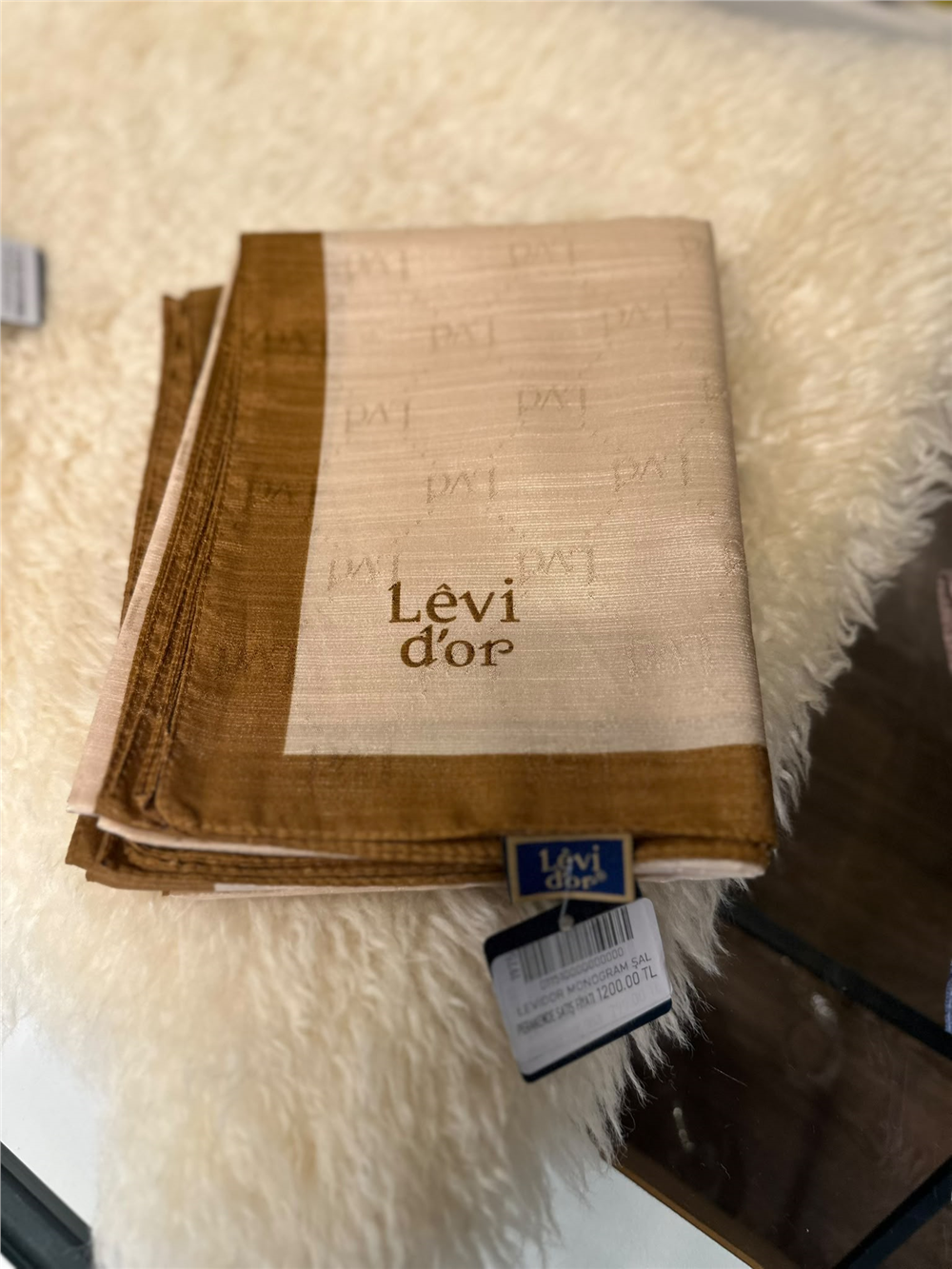 LEVİDOR MONOGRAM ŞAL
