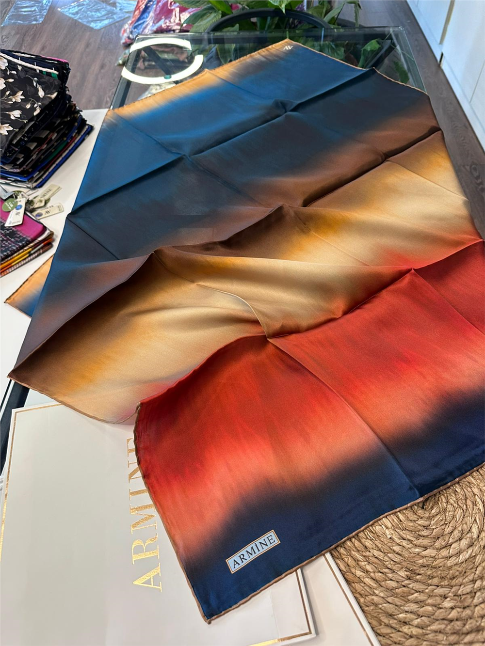 ARMİNE  %100 İPEK SURA EŞARP