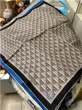 LEVİDOR % 100 İPEK TWİL EŞARP SON FIRSAT GRUBU