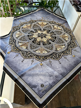 VİSSONA % 100 İPEK TWİL EŞARP