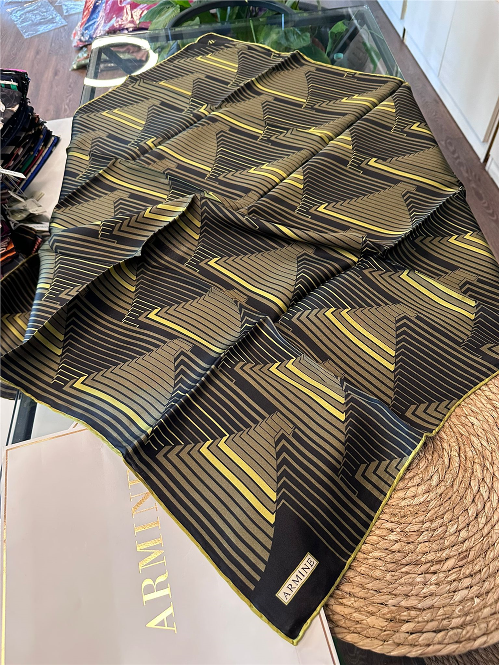 ARMİNE  %100 İPEK SURA EŞARP