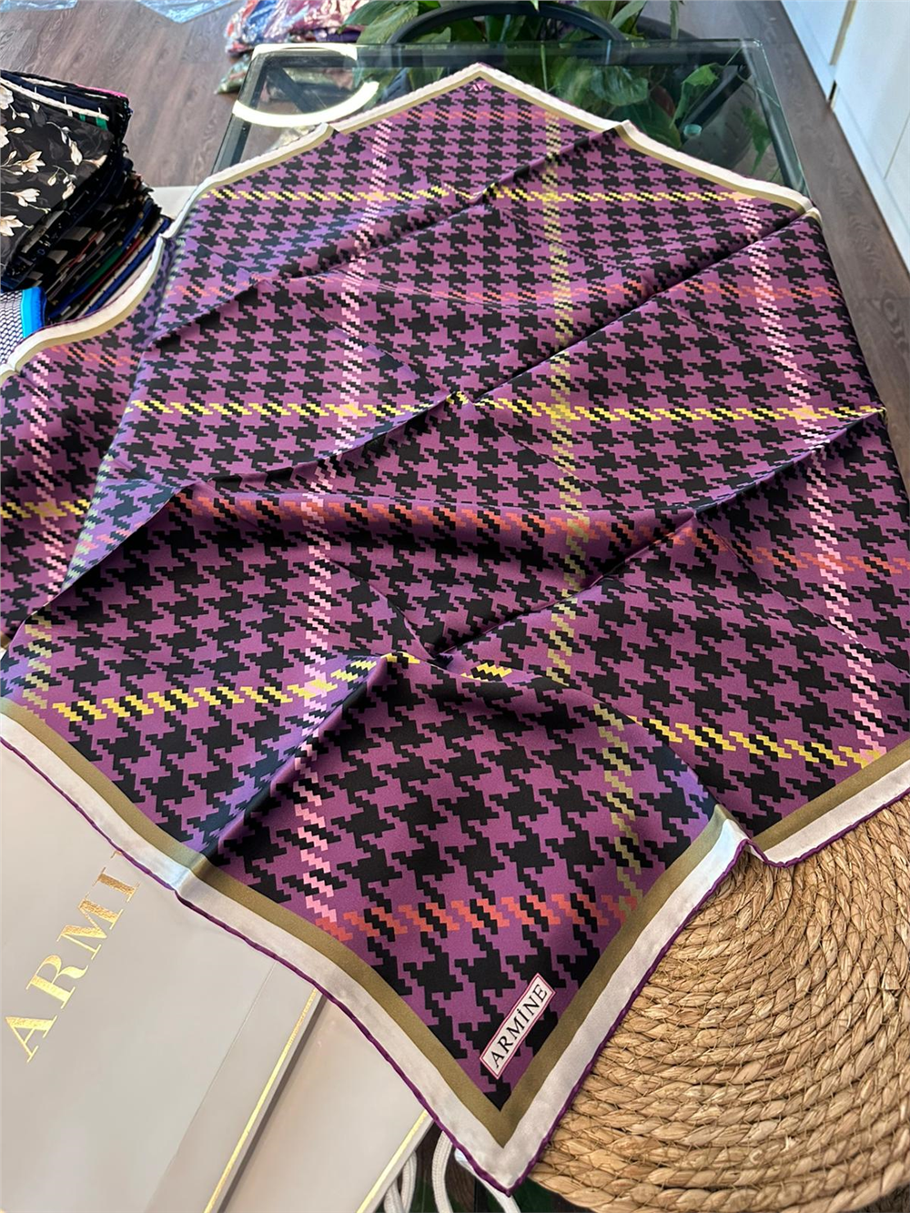 ARMİNE  %100 İPEK SURA EŞARP