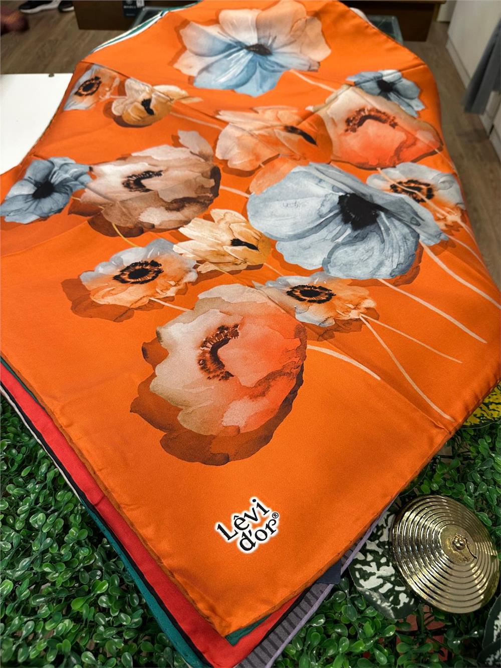 LEVİDOR ÖZEL SERİ % 100 İPEK TWİL EŞARP (NOSTALJİ)