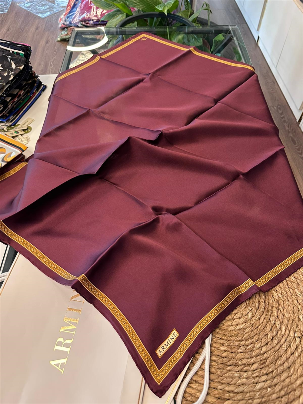 ARMİNE  %100 İPEK SURA EŞARP