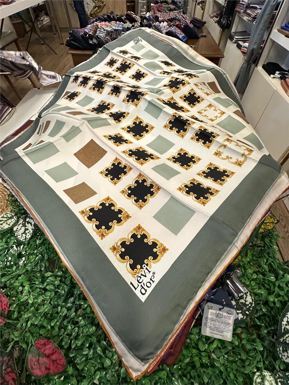 LEVİDOR ÖZEL SERİ % 100 İPEK TWİL EŞARP (NOSTALJİ)