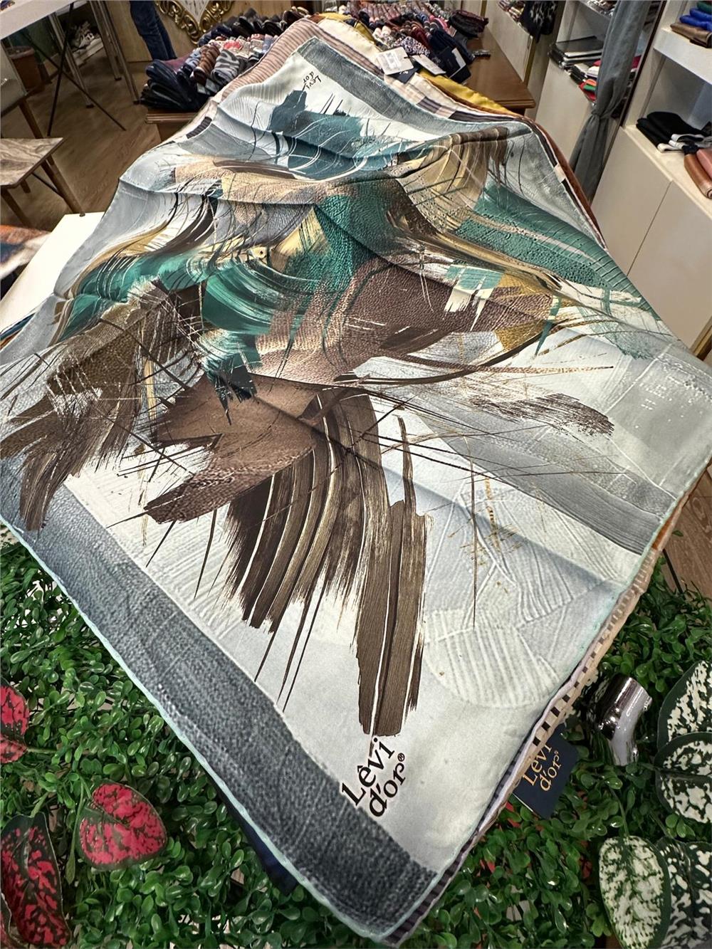 LEVİDOR ÖZEL SERİ % 100 İPEK TWİL EŞARP (NOSTALJİ)