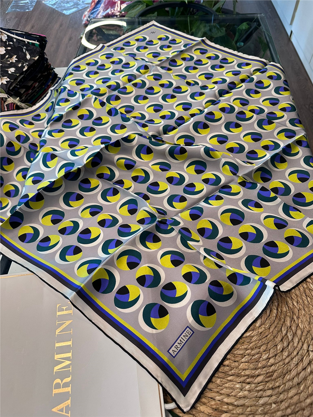 ARMİNE  %100 İPEK SURA EŞARP