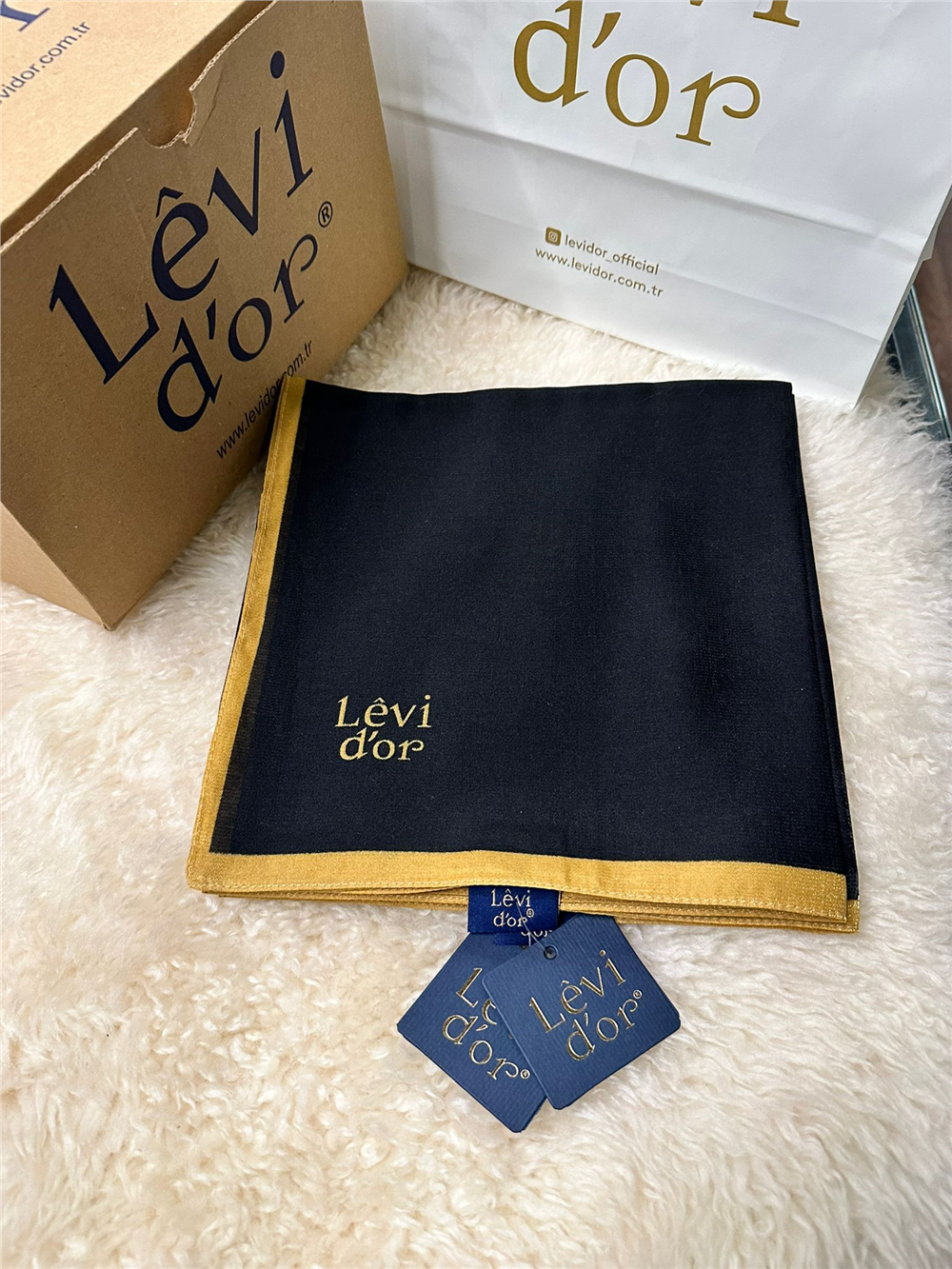 LEVİDOR İTHAL JAKAR EŞARP