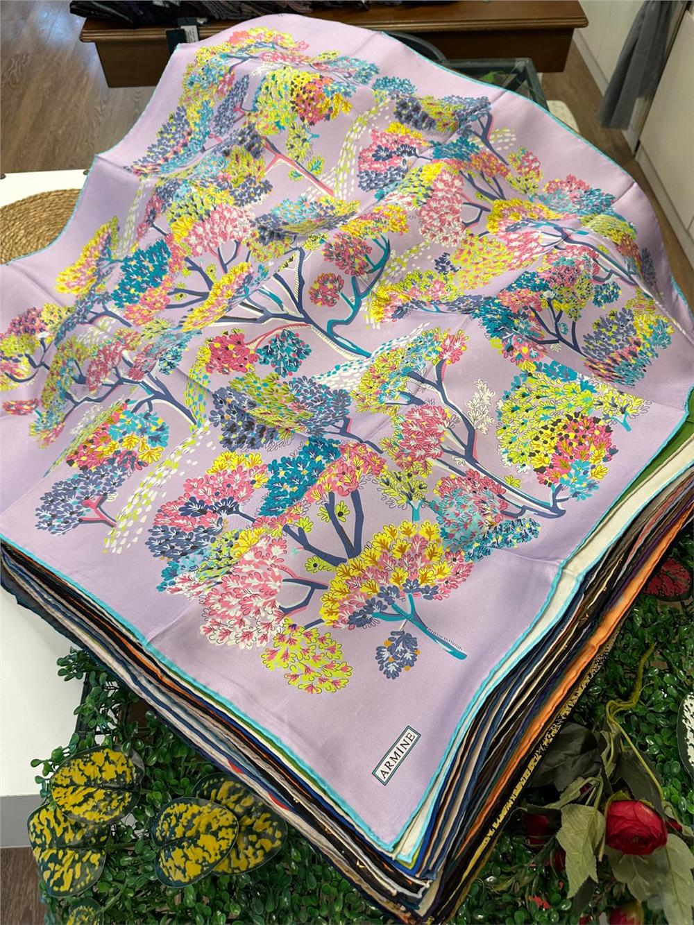 ARMİNE %100 İPEK TWİL EŞARP