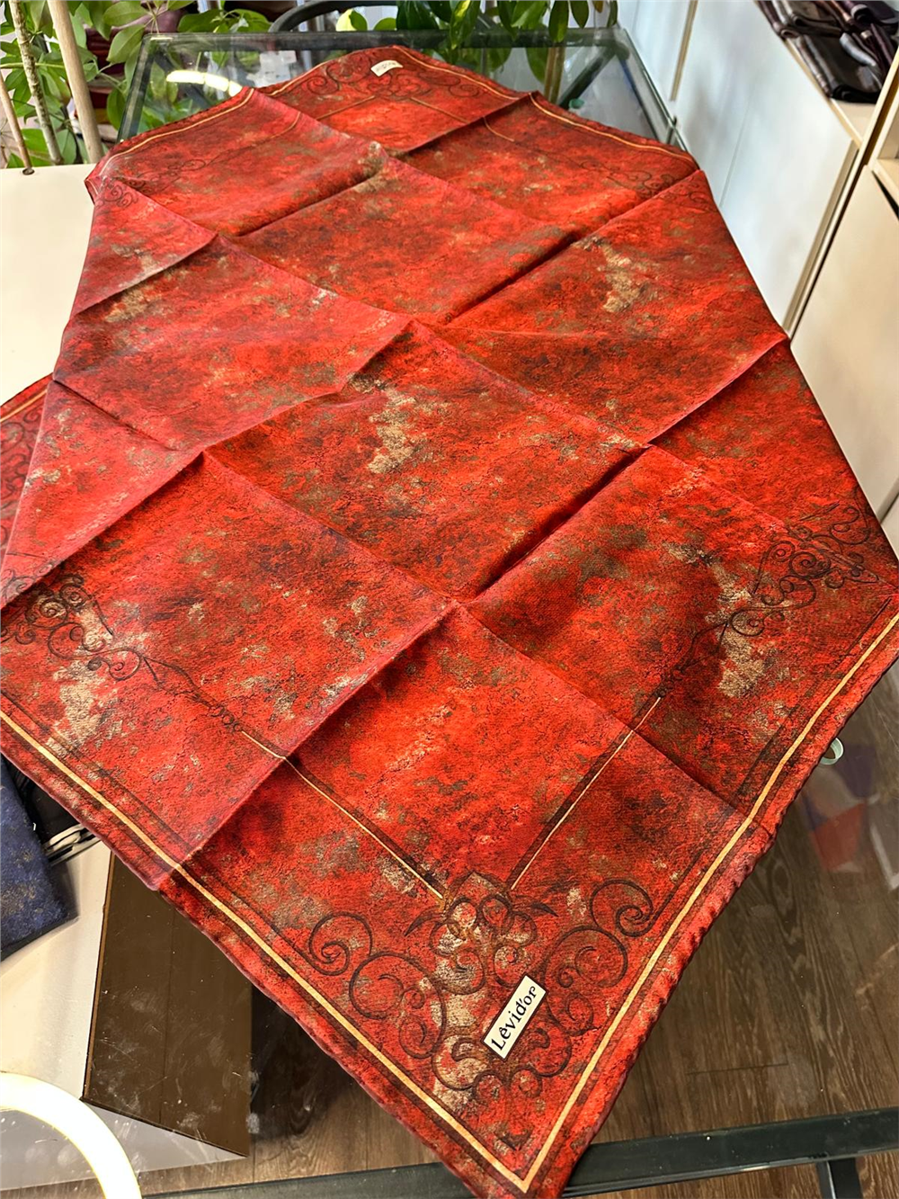 LEVİDOR YENİ SEZON % 100 İPEK TWİL EŞARP