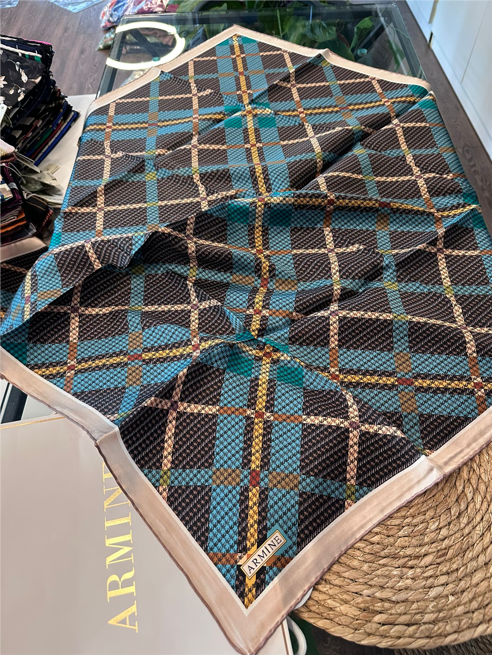 ARMİNE  %100 İPEK SURA EŞARP