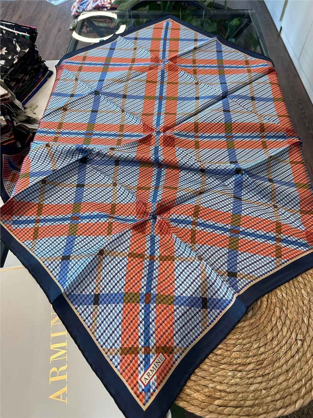 ARMİNE  %100 İPEK SURA EŞARP