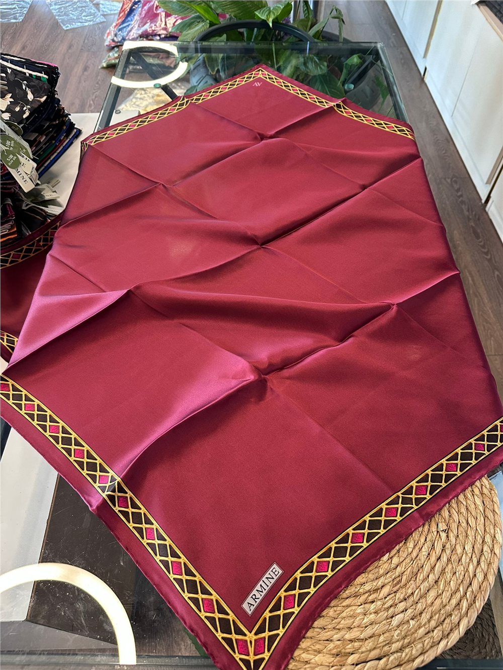 ARMİNE  %100 İPEK SURA EŞARP