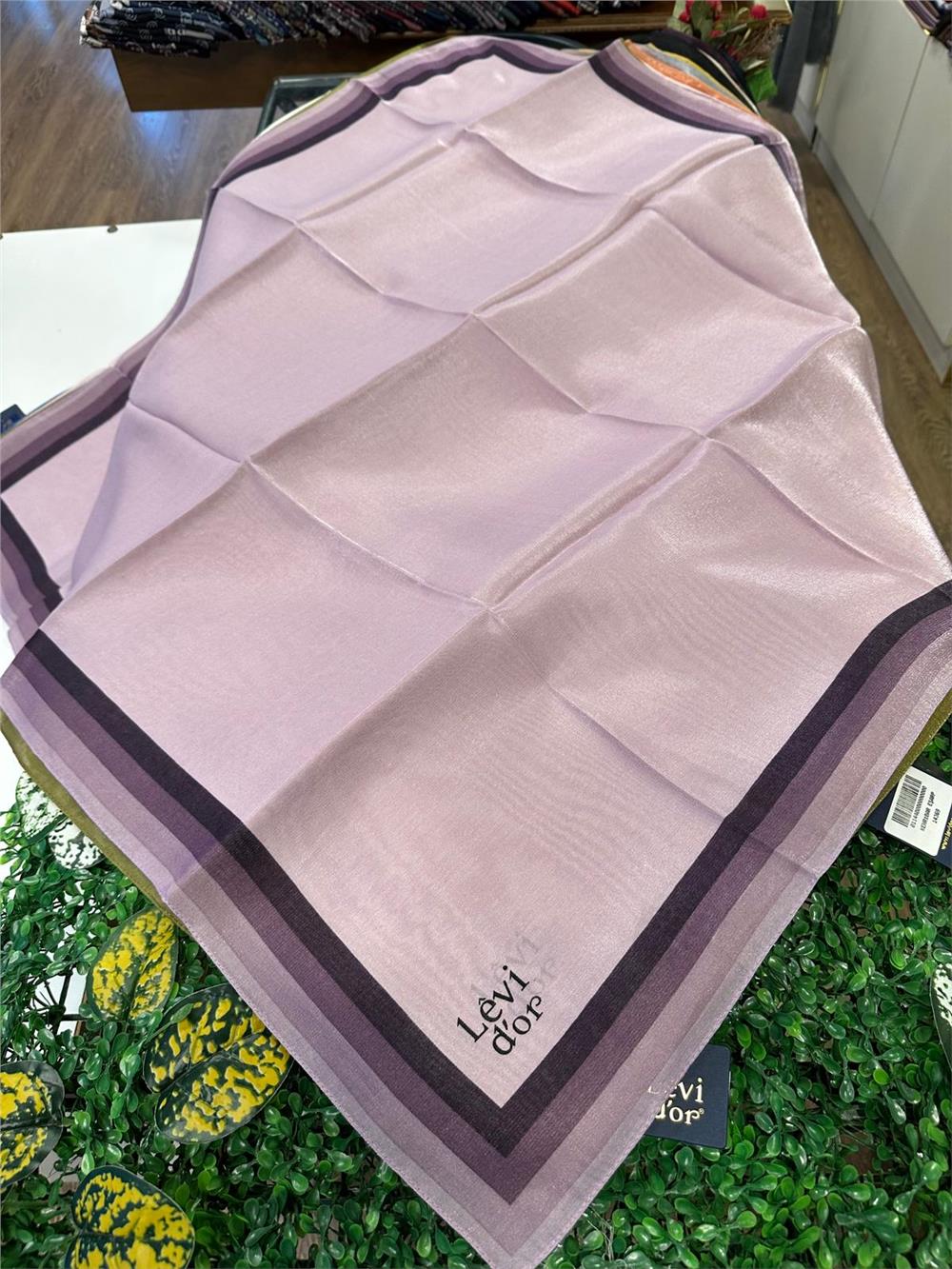 LEVİDOR -KEHRİBAR-MONOGRAM-PRAG MODAL EŞARP