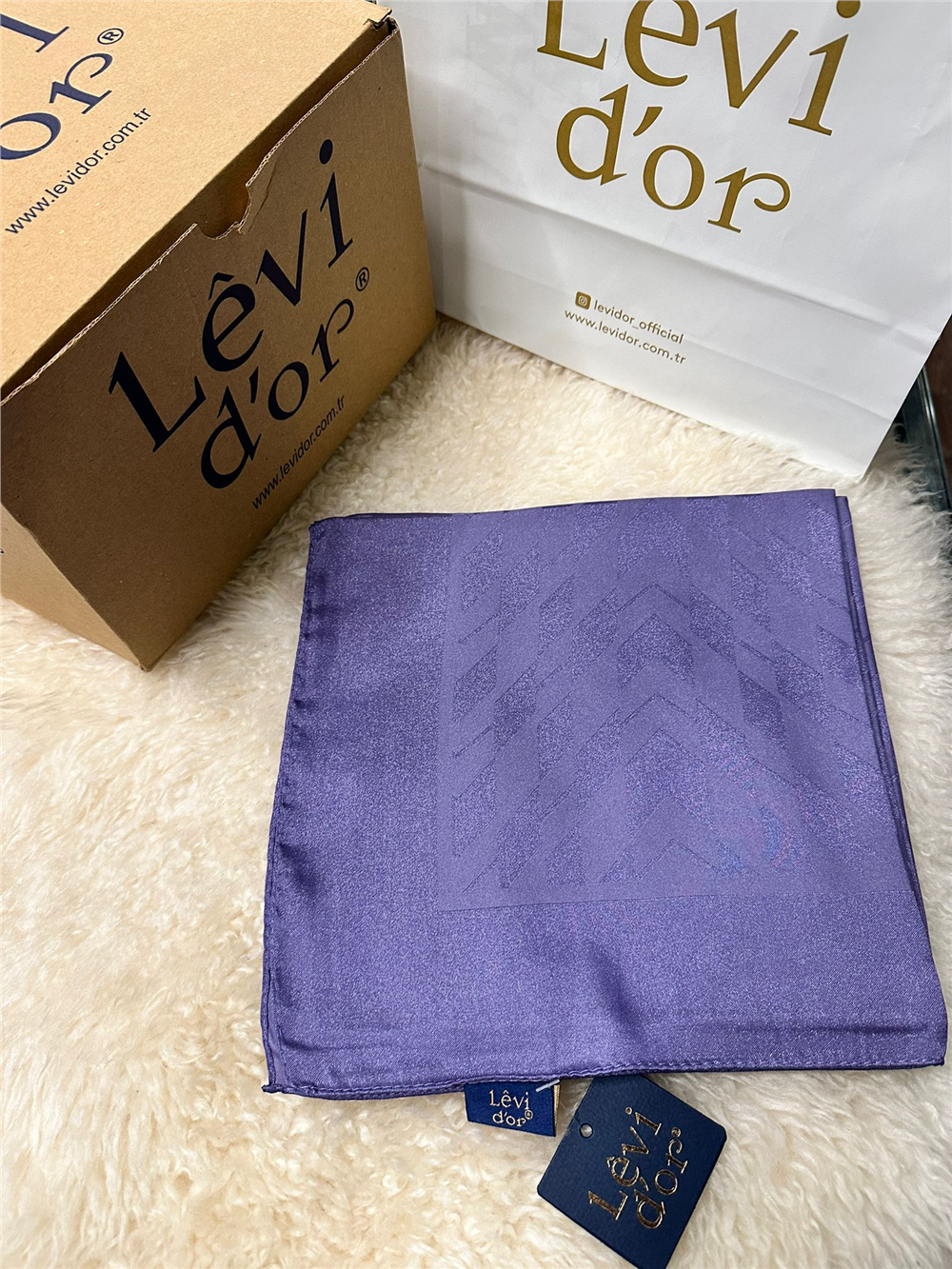 LEVİDOR İTHAL JAKAR EŞARP