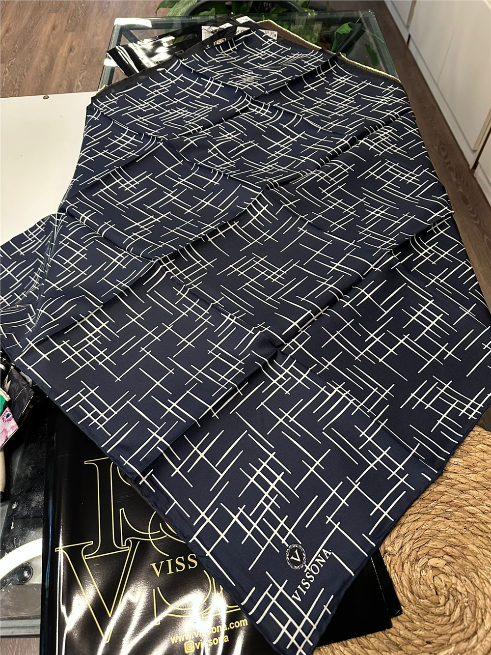 VİSSONA %100 İPEK TWİL EŞARP