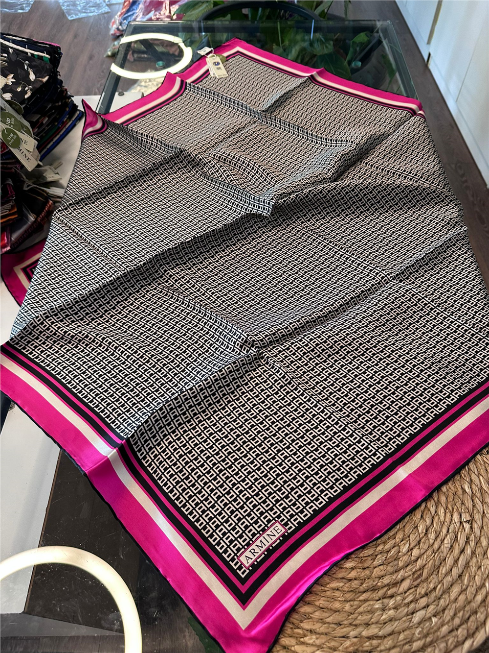 ARMİNE  %100 İPEK SURA EŞARP