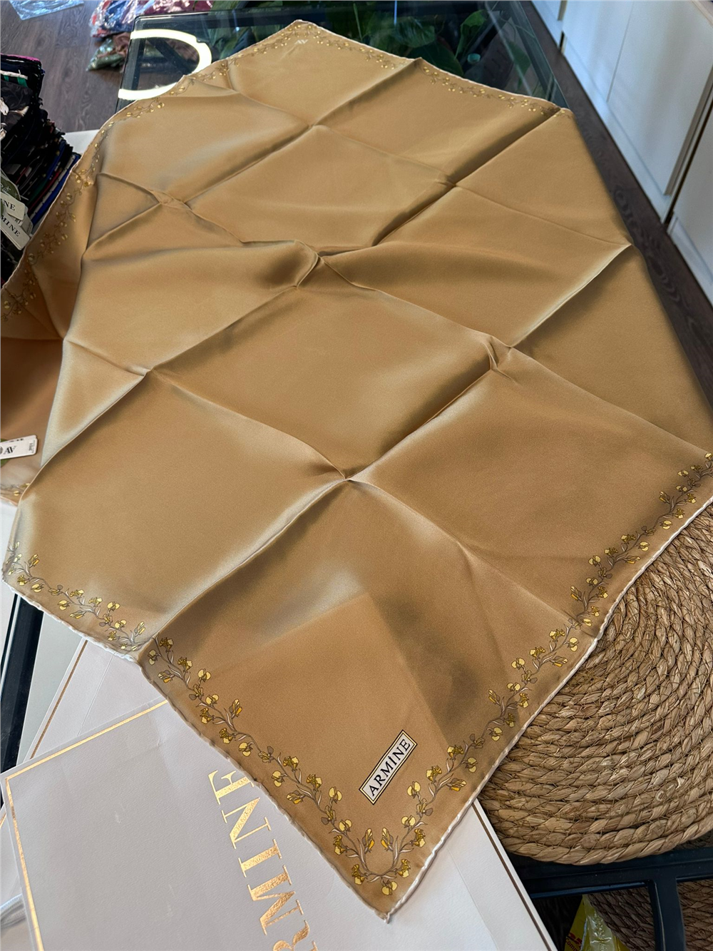 ARMİNE  %100 İPEK SURA EŞARP