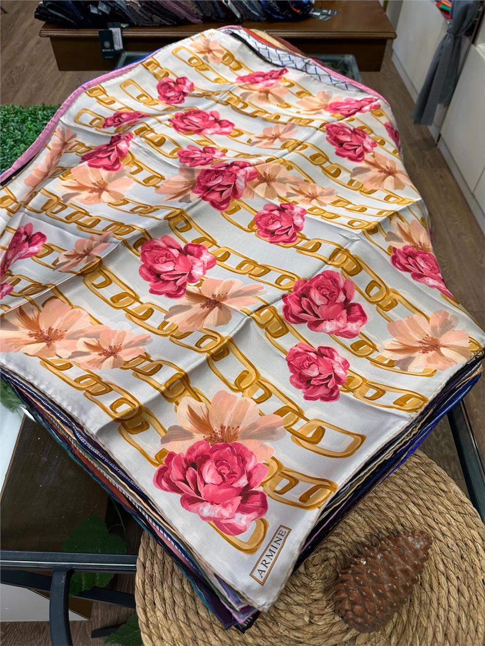 ARMİNE %100 İPEK SURA EŞARP