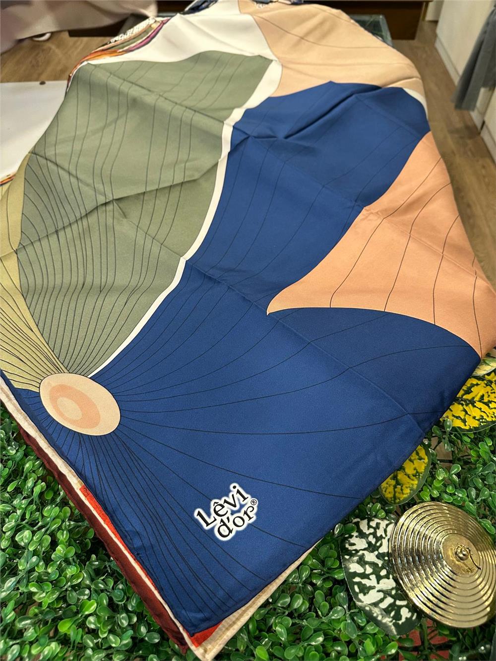 LEVİDOR ÖZEL SERİ % 100 İPEK TWİL EŞARP (NOSTALJİ)