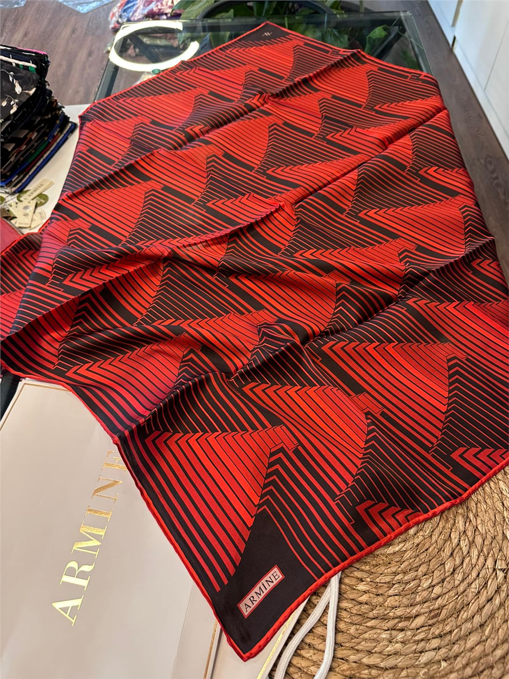 ARMİNE  %100 İPEK SURA EŞARP